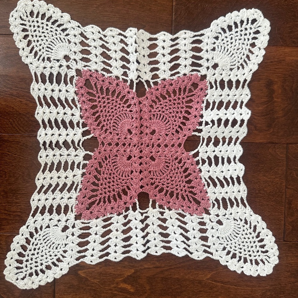 Vintage Handcrafted Square Crochet Doily – Pink & White – 14" x 14" – Like New